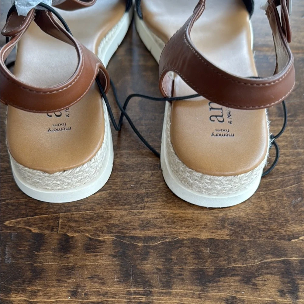 New a.n.a Women's Black and Brown Ankle Strap Sandals Size 11 - Picture 5 of 7